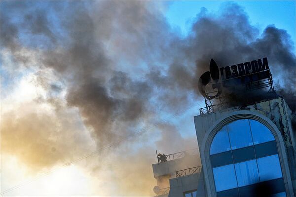 Пожар в бизнес-центре, который занимает компания Газпром инвест Запад