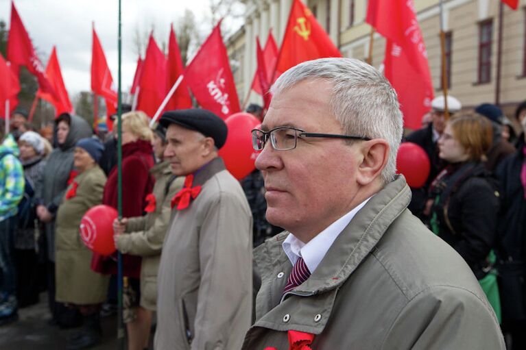 Дождь не помешал томичам отпраздновать Первомай