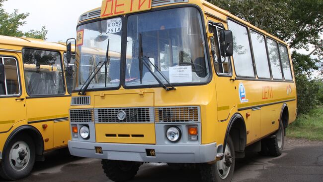 Новые школьные автобусы, архивное фото
