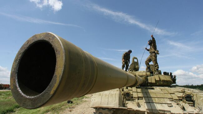 Расчет танка Т-72Б. Архив