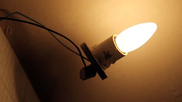 Лампа накаливания . Архивное фото