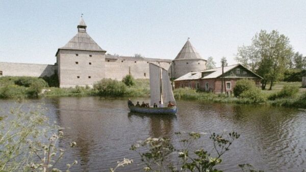 Река Волхов в городе Старая Ладога, архивное фото