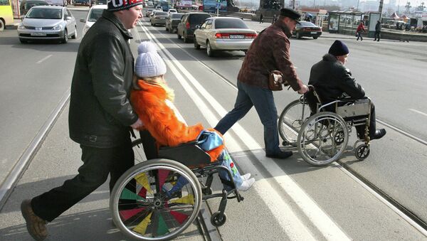 Инвалиды-колясочники. Архив