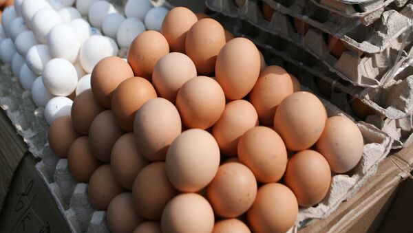 Торговля куриными яйцами, архивное фото