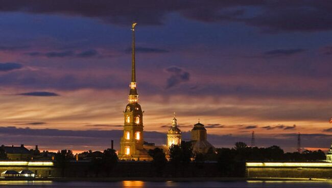 В Санкт-Петербурге заканчивается сезон белых ночей