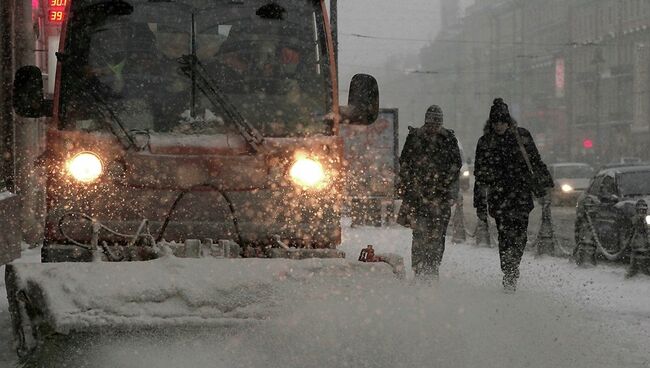 Снегопад в Петербурге. Архив