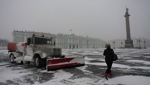 Дворцовая площадь зимой. Архив