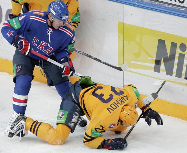 кевин даллмэн казахский хоккеист хоккейный клуб барыс астана. атлант ковров хоккейный клуб. атлант цска 2008г. мхк атлант хоккейная команда. матч атлант.