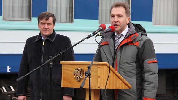 Первый вице-премьер РФ Игорь Шувалов принял участие в первой поездке на новой скоростной железнодорожной ветке в Приморье