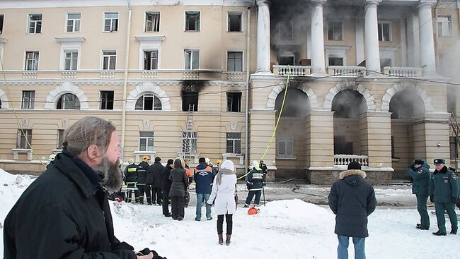 Пожар в здании общежития Кировского завода