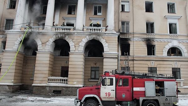 Пожар в здании общежития Кировского завода