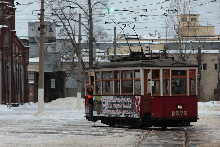 Рейс ретро-трамвая в честь 69-й годовщины полного освобождения Ленинграда от фашистской блокады