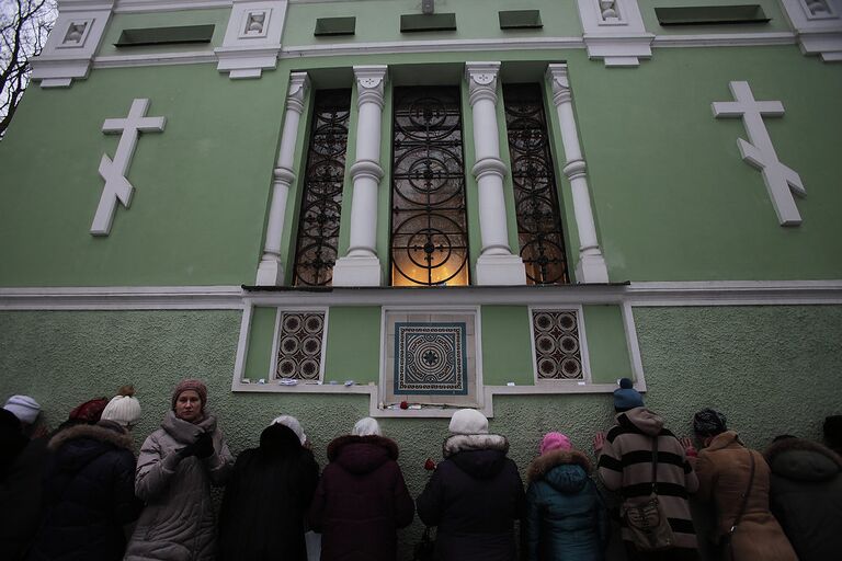 У часовни Ксении Блаженной