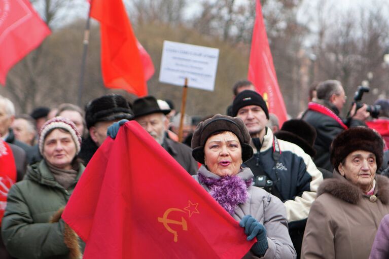 Митинг КПРФ, посвященный 95-й годовщине создания Красной Армии