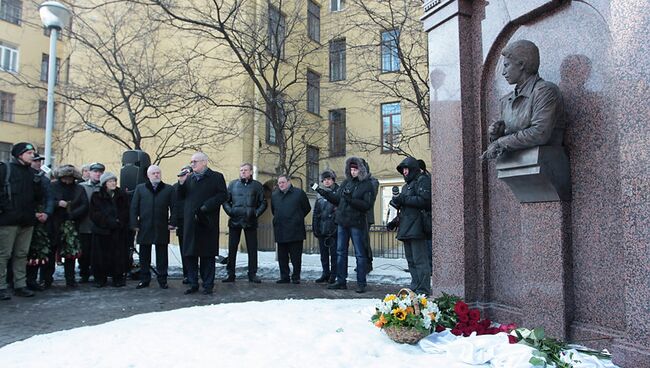 Памятник убитому вице-губернатору Маневичу