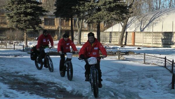 Велосипедисты-экстремалы из Петербурга отправились покорять Чукотку