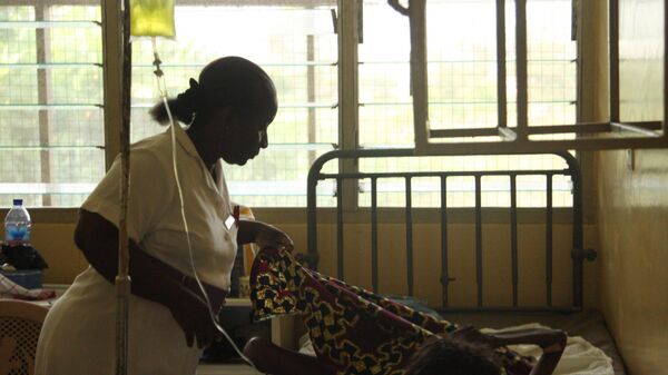 Больные СПИДом и анемией (малокровием) в больнице в Африке. Архивное фото