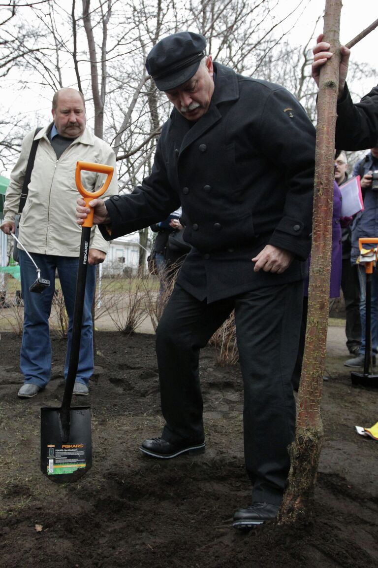 Г.Полтавченко принял участие в общегородском субботнике