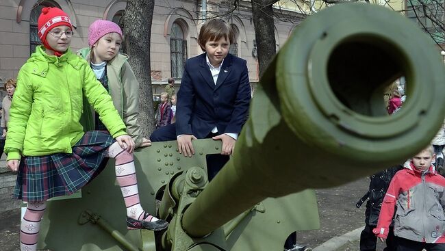 Военная техника времен Великой Отечественной войны из музея Битвы за Ленинград