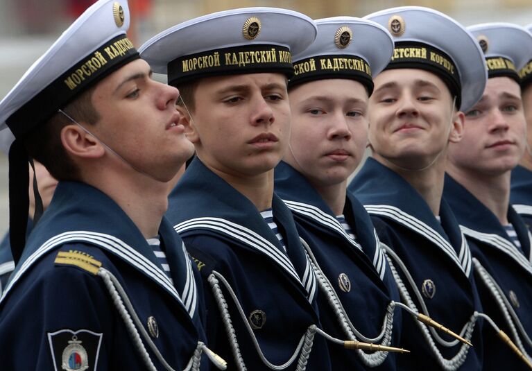 Военный парад в Санкт-Петербурге, посвященный Дню Победы