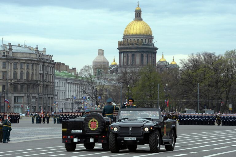 Военный парад в Санкт-Петербурге, посвященный Дню Победы