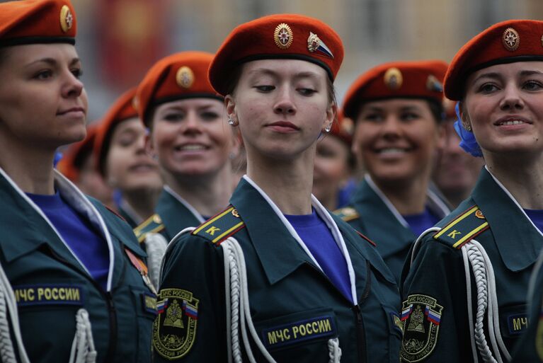 Военный парад в Санкт-Петербурге, посвященный Дню Победы