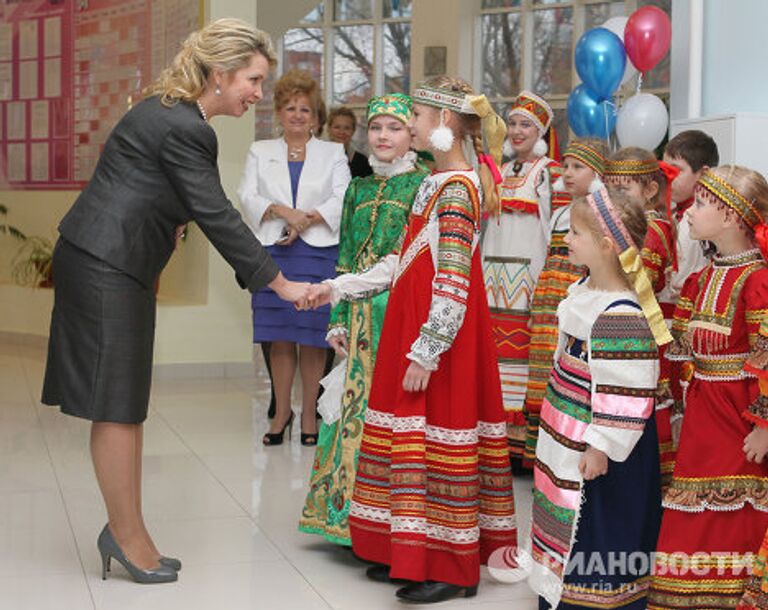 С. Медведева открыла дом детского творчества Радуга в Дмитрове