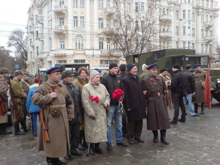 На улицах Ростова ожили бои за освобождение города от фашистов 