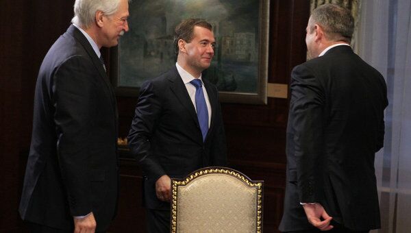 Президент РФ Д.Медведев провел встречу с руководством партии Единая Россия