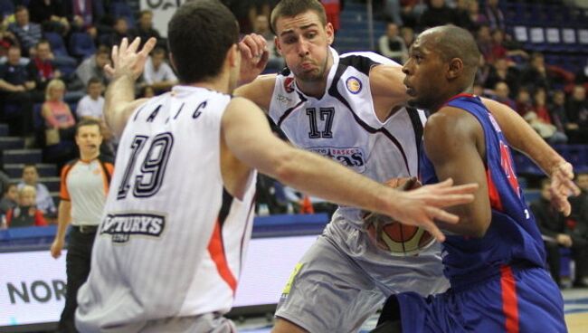 Баскетболисты ЦСКА обыграли Летувос Ритас в Единой лиге ВТБ