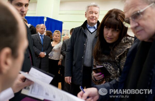 Мэр Москвы Сергей Собянин голосует на выборах депутатов в Госдуму