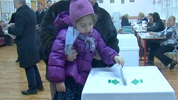 Выборы в Госдуму-2011. Видео с избирательных участков в Москве