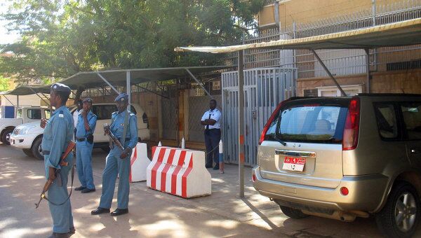 Выборы в Госдуму на избирательном участке посольства РФ в Хартуме