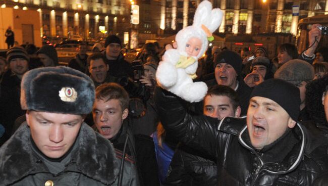 Митинг на Триумфальной площади в Москве