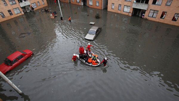 Затопленные жилые районы в районе Патио Бонито, к юго-западу от Боготы в Колумбии 