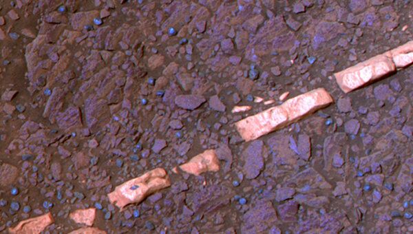 Отложения гипса, найденные марсоходом “Оппортьюнити” на кромке кратера Индевор 