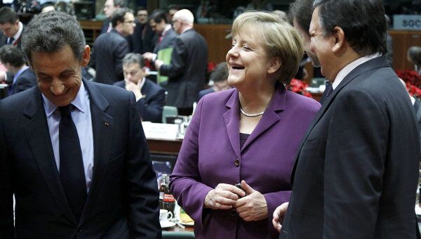 Николя Саркози, Ангела Меркель, Жозе Мануэл Баррозу на саммите Евросоюза в Брюсселе