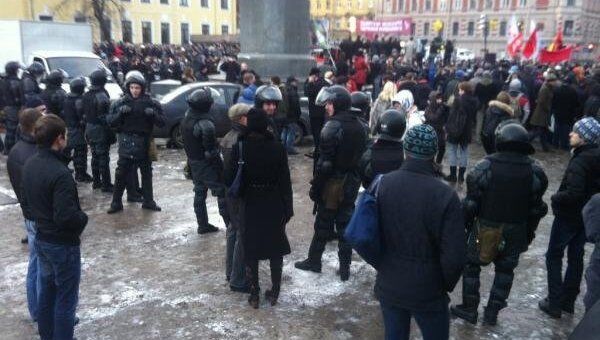Митинг в Петербурге репортер