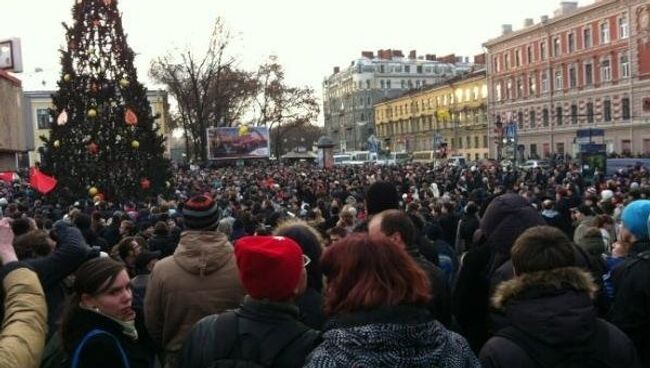 Митинг в Петербурге репортер