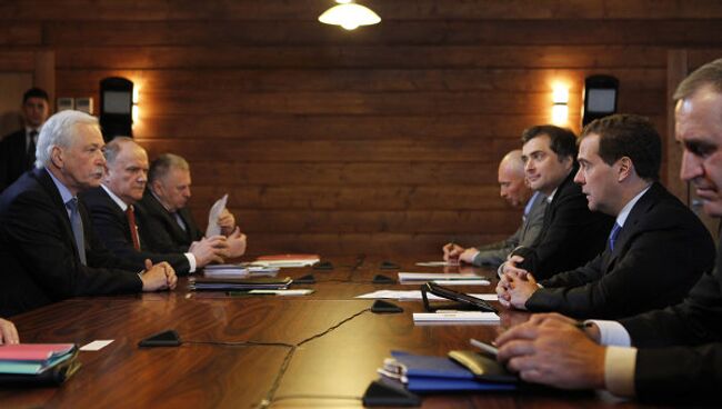 Президент РФ Д.Медведев встретился с представителями парламентских партий