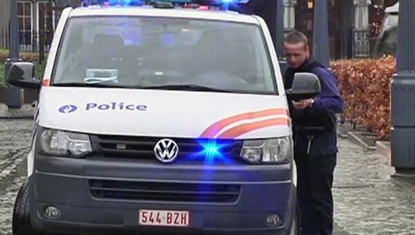 Полиция работает на месте взрыва гранат в центре Льежа