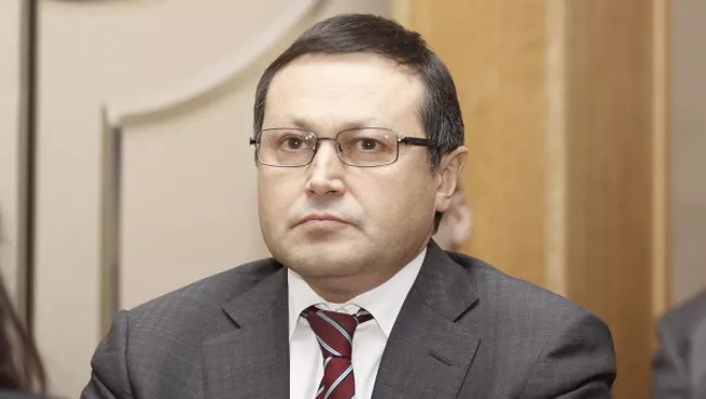Эдхам Акбулатов. Архив