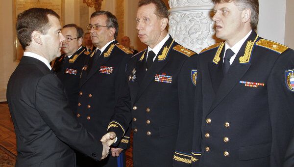 Президент РФ Д.Медведев на церемонии вручения знамени ФСО России в Кремле