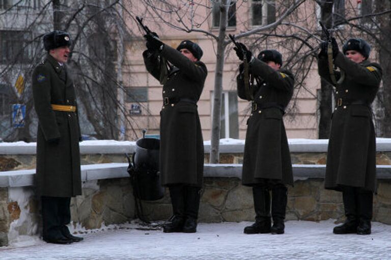 Во вторник, 13 декабря, у памятника «Доблестным сынам Отечес Во вторник, 13 декабря, у памятника «Доблестным сынам Отечес