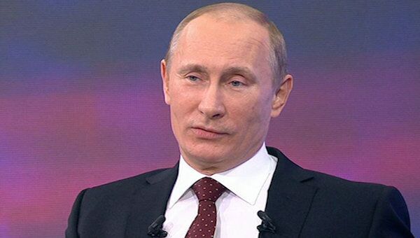 Путин рассказал, кто и почему написал скандальную надпись на бюллетене