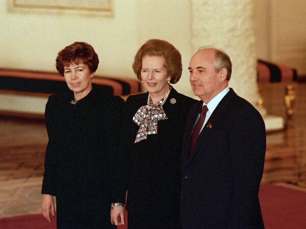Михаил Горбачев, Маргарет Тэтчер и Раиса Горбачева Михаил Горбачев, Маргарет Тэтчер и Раиса Горбачева