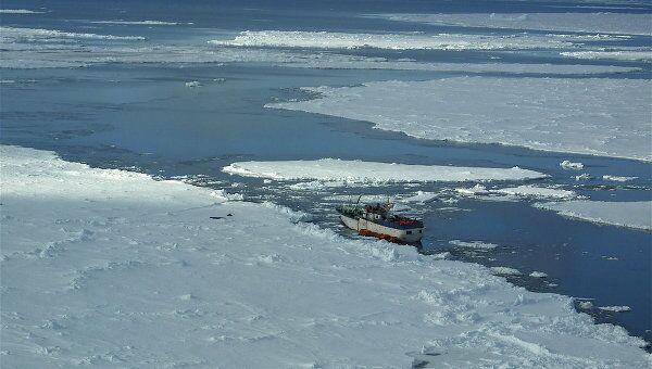 Российское рыболовное судно Спарта, терпящее бедствие у берегов Антарктиды