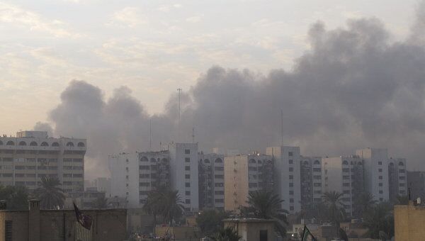 Взрывы прогремели в центре Багдада в Ираке 