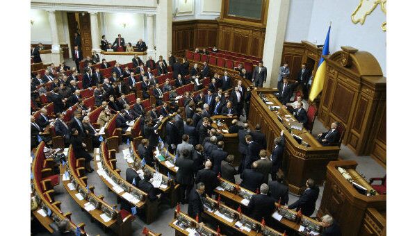 Партия Ющенко дала однопартийцам неделю на выход из коалиции