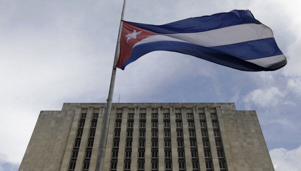 Флаг спущен на здании посольства КНДР в Гаване
